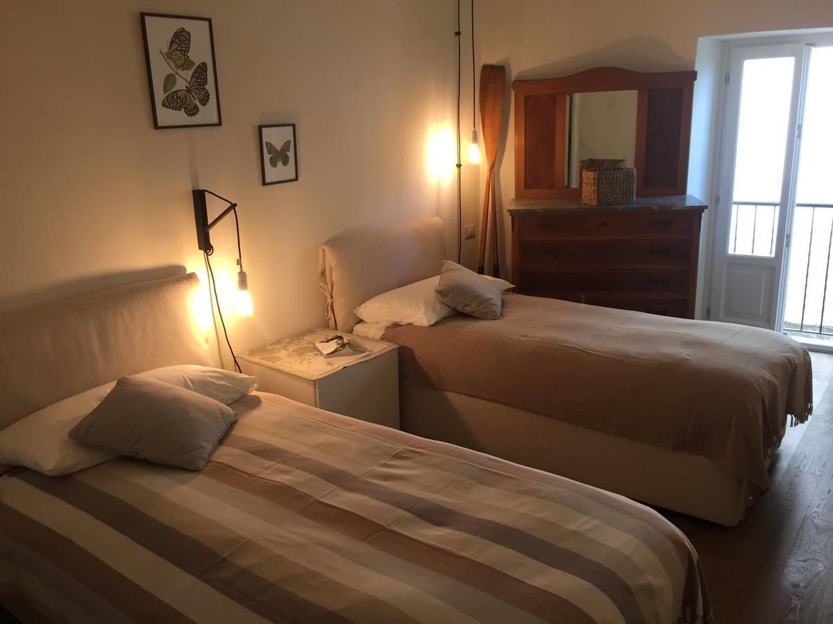 Al Vecchio Porto Casa A Cannero กันเนโร ริเวียรา ภายนอก รูปภาพ
